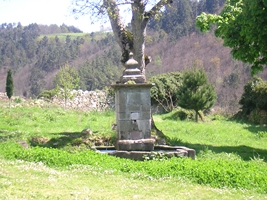 Fuente en Bolgues